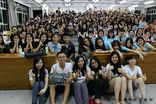 商英团学大合照