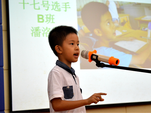 选手们声情并茂的英语朗诵