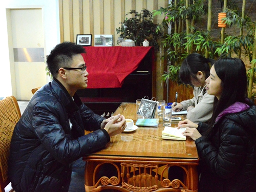 李佳宸接受新闻部采访