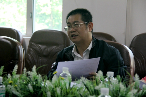 方迎生指导工作