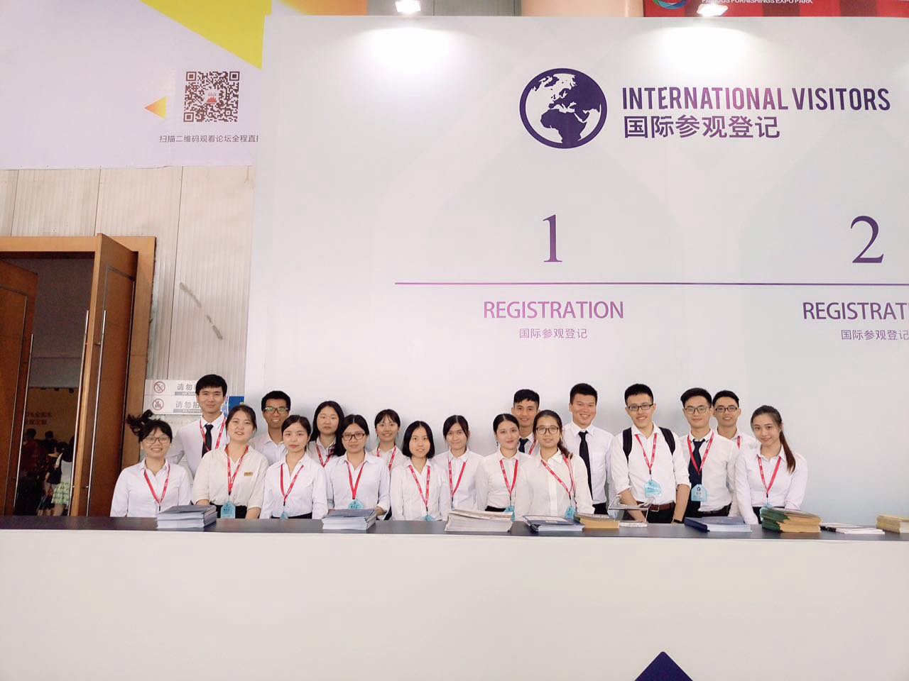 第一天工作合照