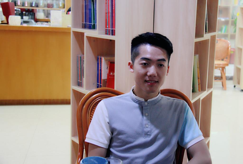 现在的他更多一份从容