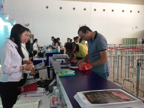 办证处微笑服务