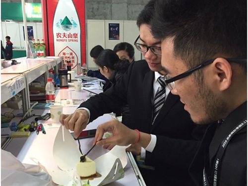 同学们的暖心下午茶