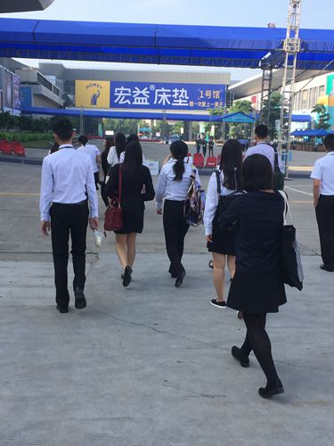 前往各自岗位