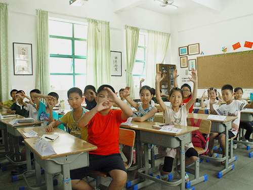 三B班同学